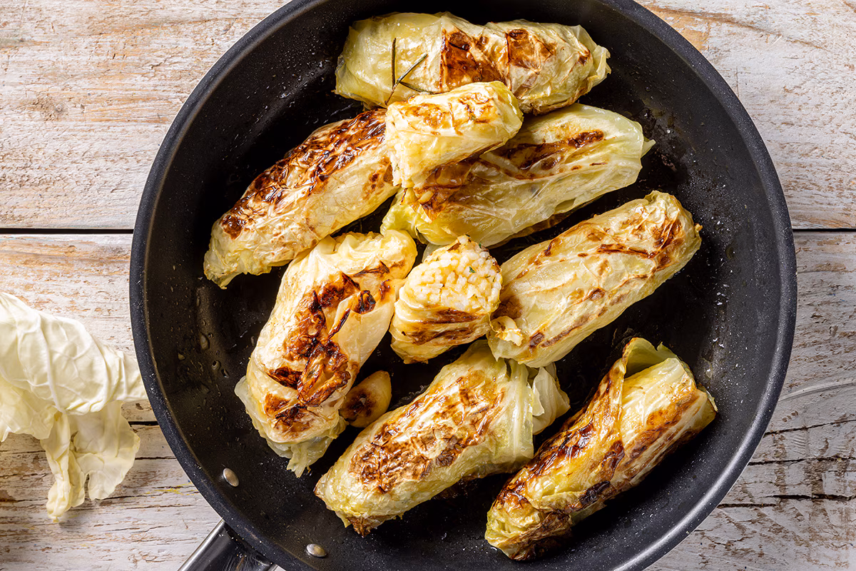 Involtini di verza con riso e verdure